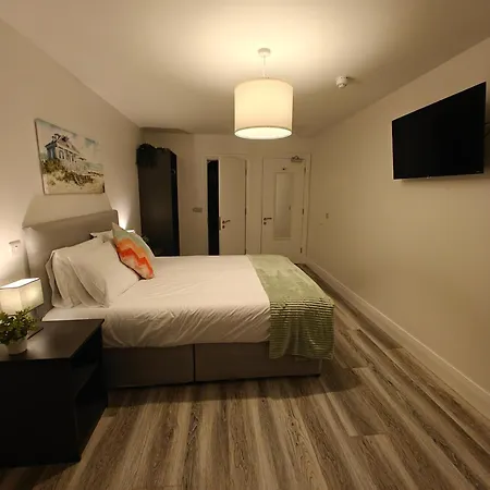 Michael A's Pub Hotel *