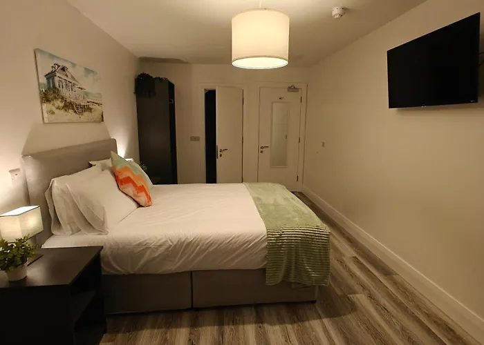 Michael A's Pub Hotell *