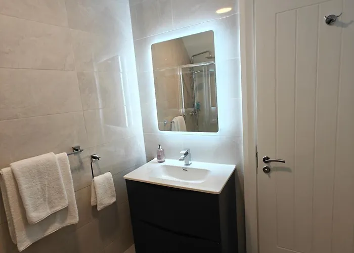 Hotell Michael A's Pub Milltown Malbay